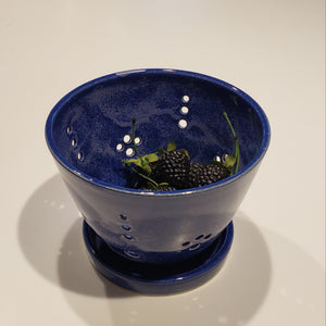 Handmade Ceramic Berry Bowl with Plate