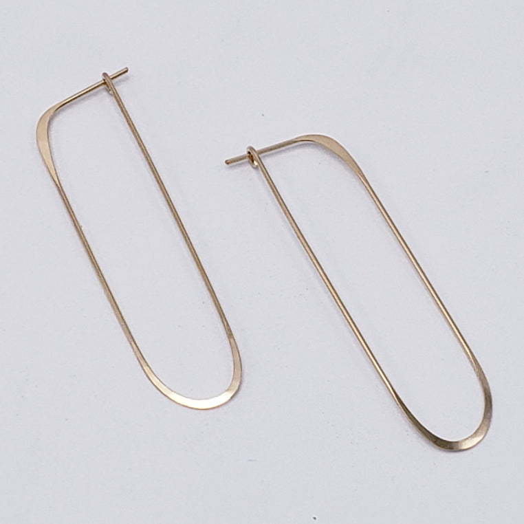 14KT Gold Diamond Large Oval Hoop Earrings – DilaraSaatci