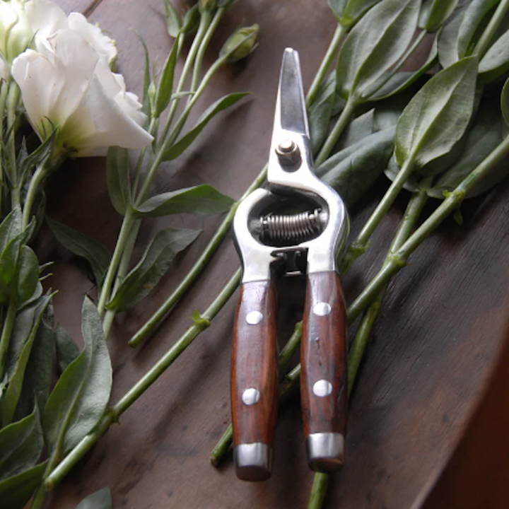 Wood Handled Flower Snip